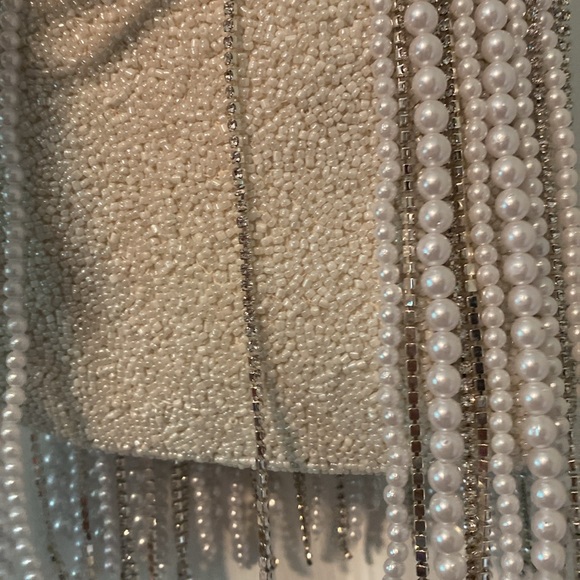 BNWT MADE IN INDIA RARE Viral Pearl Rhinestones Beaded Bag - Picture 9 of 9